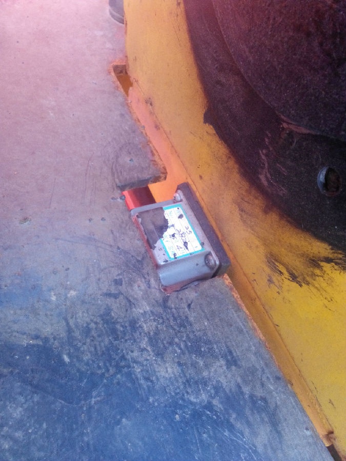 內(nèi)蒙古蘭石門式起重機安全監(jiān)控系統(tǒng)現(xiàn)場安裝圖二十一