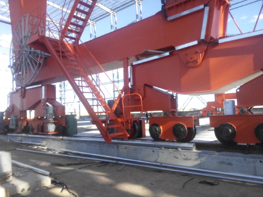 內(nèi)蒙古蘭石門式起重機安全監(jiān)控系統(tǒng)現(xiàn)場安裝圖二十六